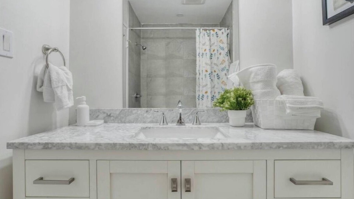 Fort Saskatchewan House | Fort Charm