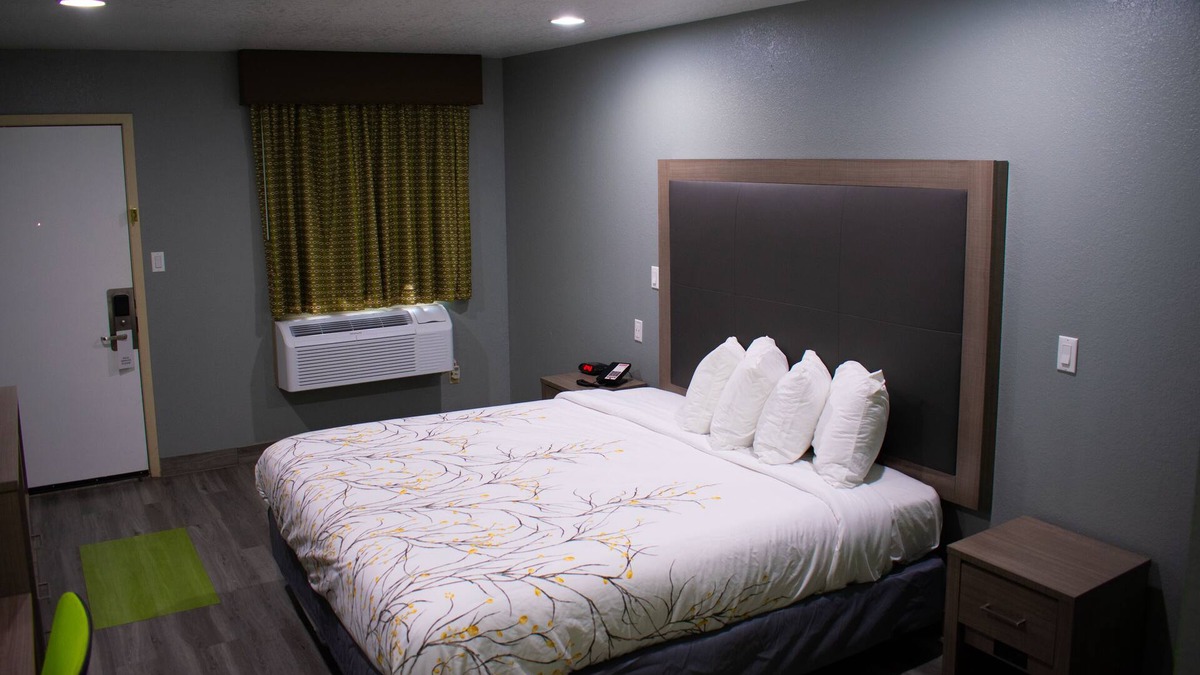 Fort Davis RV Rental | Fort Davis Inn & R.V. Park