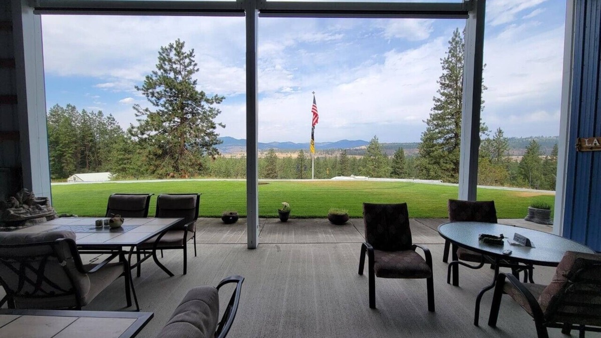 Davenport House | Fort Spokane Home with Mtn Views