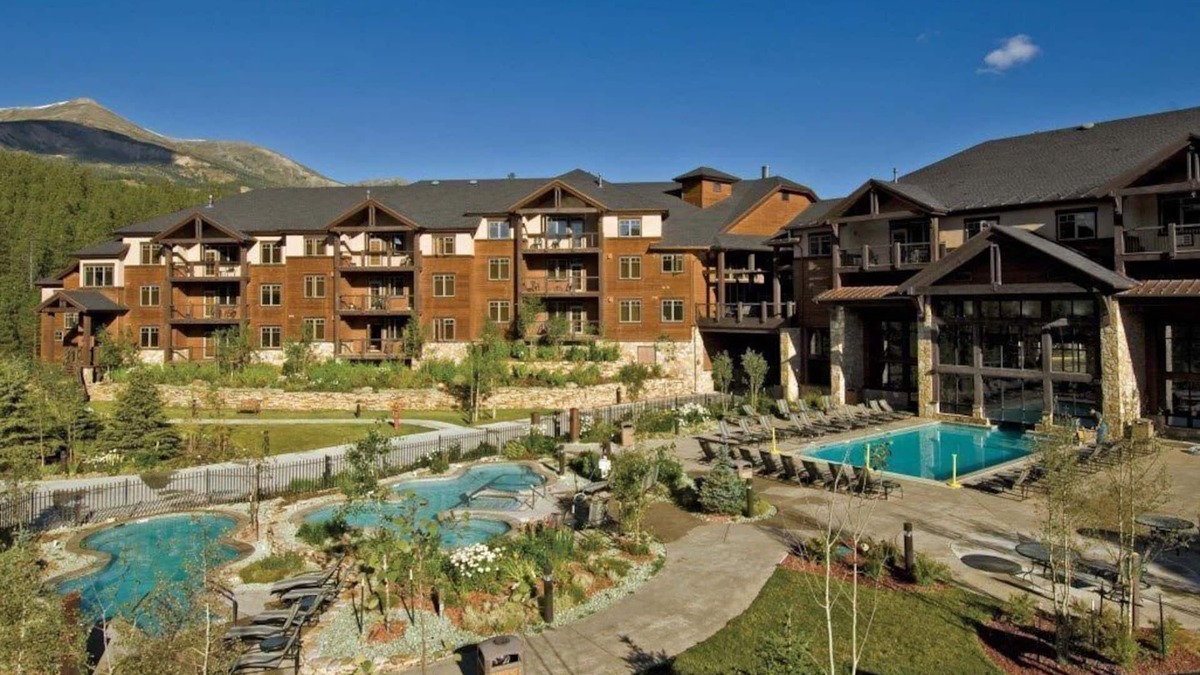Four O'Clock Apartment | Forth of July at Grand Timber Lodge Resort in Beautiful Breckenridge! - Studio