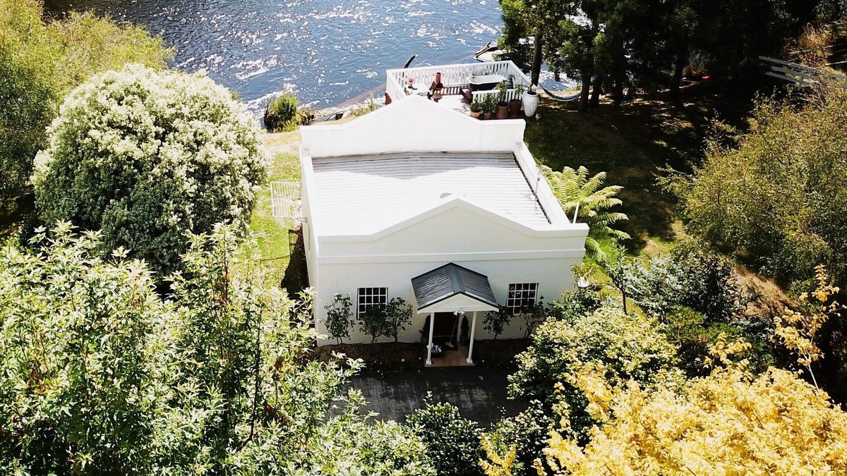 Forth Cottage | Forth River Cottage - Luxury Bed and Breakfast by the River