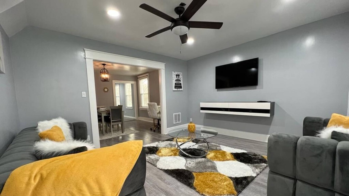 Ansonia House | FOSTERS AND SONS LLC