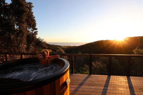 Raglan Apartment | Foudre Suite with Hot Tub at Barrelled Wines Raglan