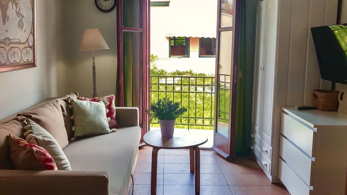 Old Town Rethymnon Apartment | Fountain View split-level apartment, Old Town