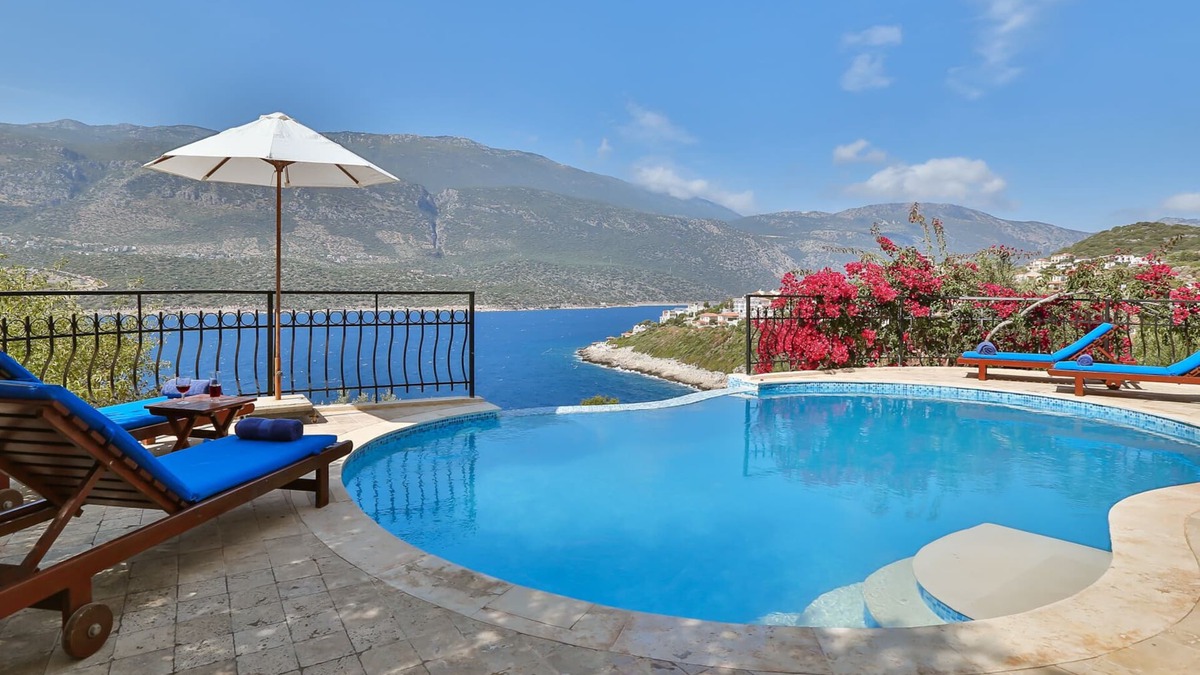Kas Villa | Four Bed Villa with infinity Pool and Stunning Sea View