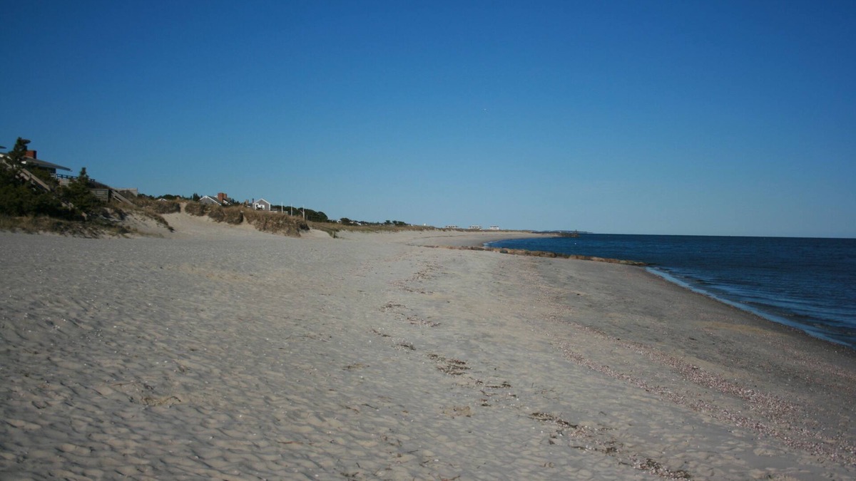West Harwich House | Four Bedroom Historic Home Just 2 Blocks To Earle Rd. Beach!