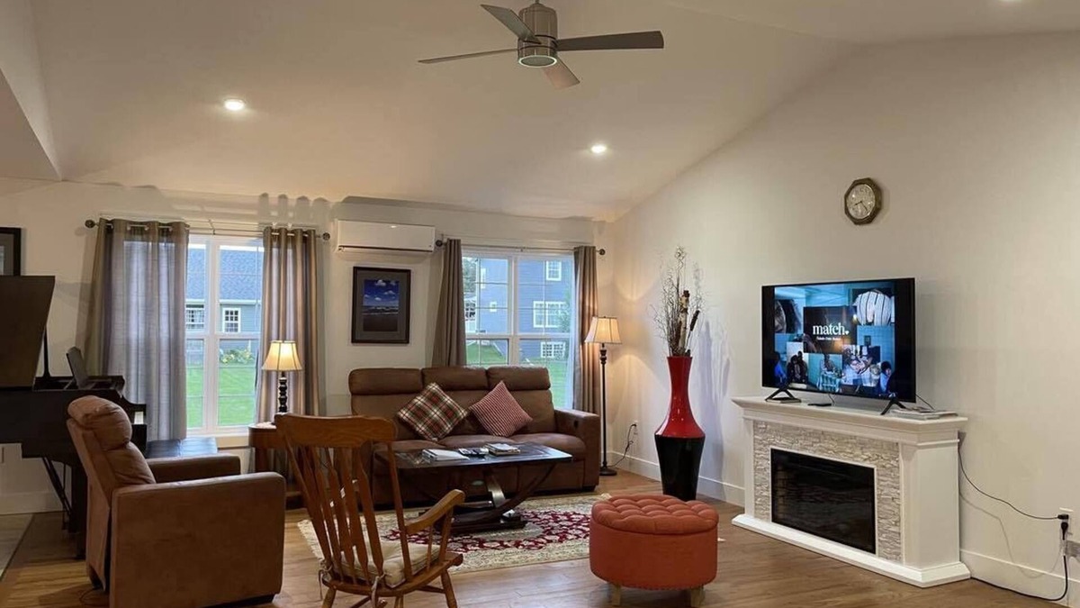 Stratford House | Four Bedroom Vacation Home in Stratford PE