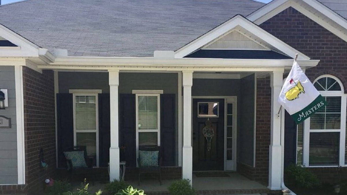 North Augusta House | FOUR BEDROOMS! Quiet and convenient Masters rental. Easy access to everything.