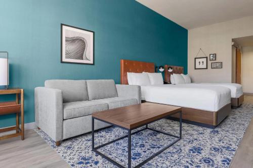 Rancho Cucamonga Hotel | Four Points by Sheraton, Ontario-Rancho Cucamonga