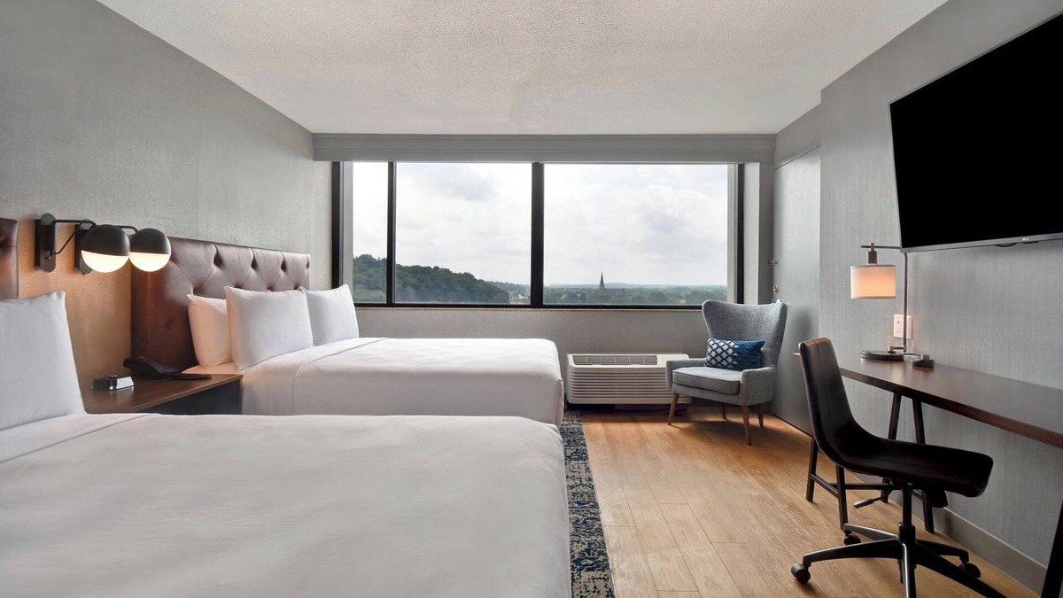 Newton Corner Hotel | Four Points by Sheraton Boston Newton