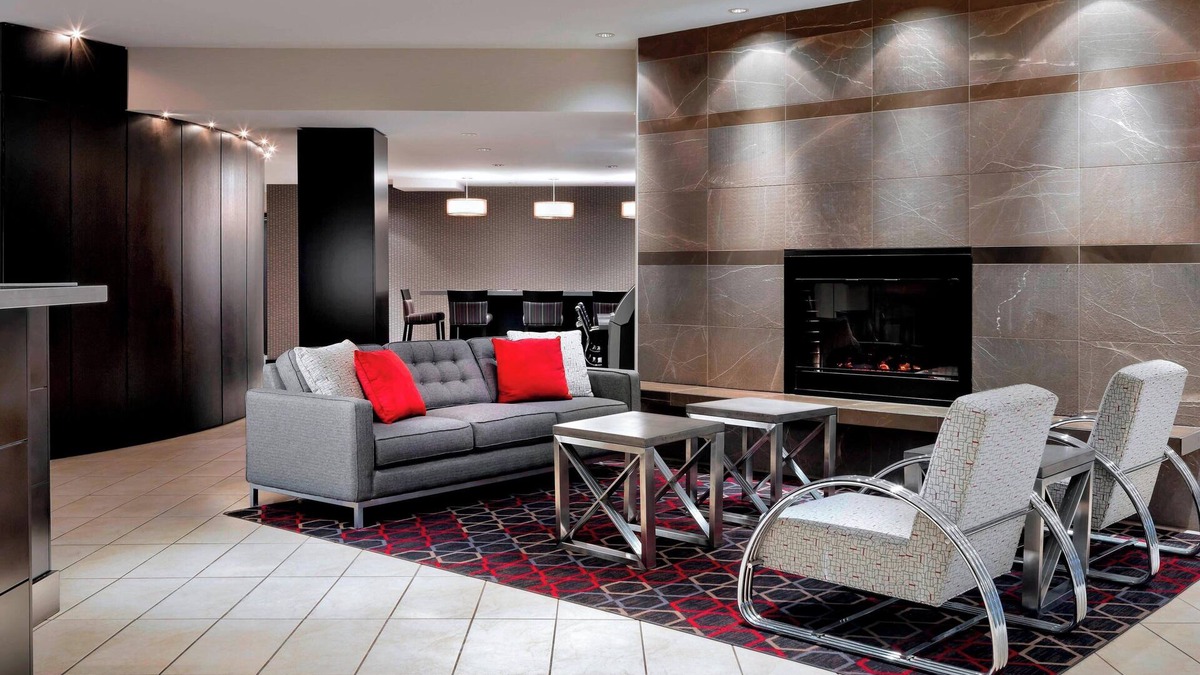Mississauga Hotel | Four Points by Sheraton Mississauga Meadowvale