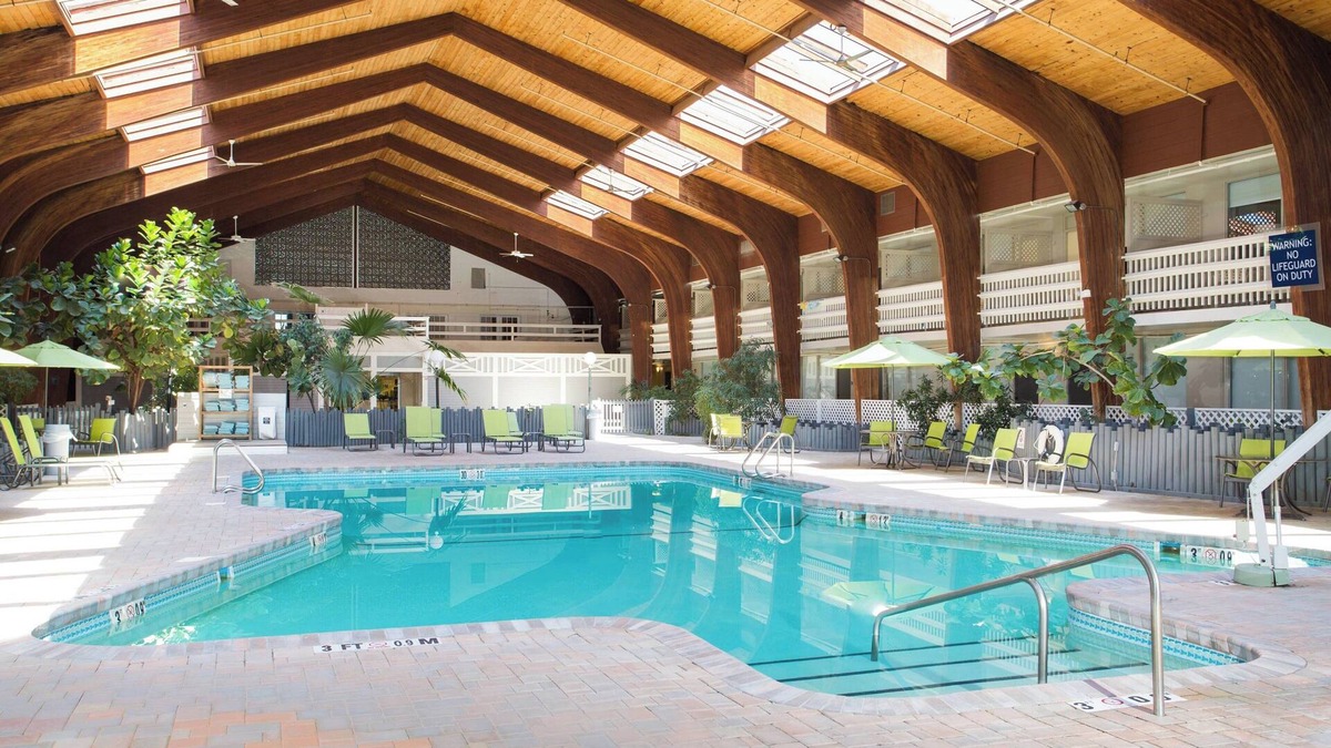 Eastham Hotel | Four Points by Sheraton Eastham Cape Cod