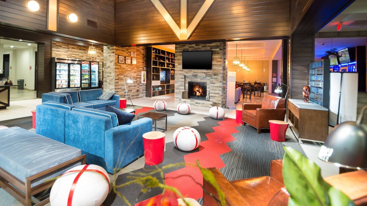 Aldine Hotel | Four Points by Sheraton Houston Intercontinental Airport