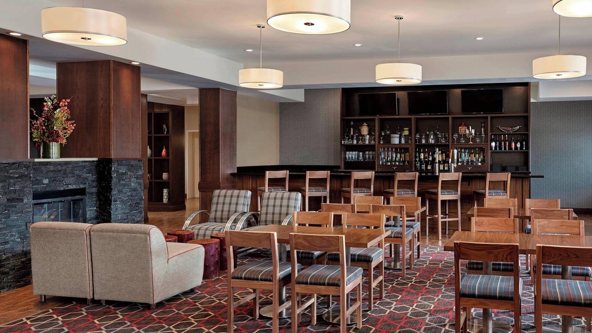 Regina Hotel | Four Points By Sheraton Regina