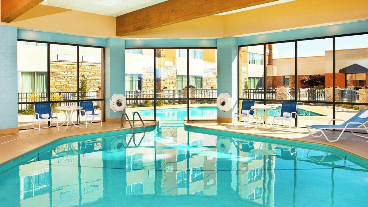 Saginaw Hotel | Four Points by Sheraton Saginaw