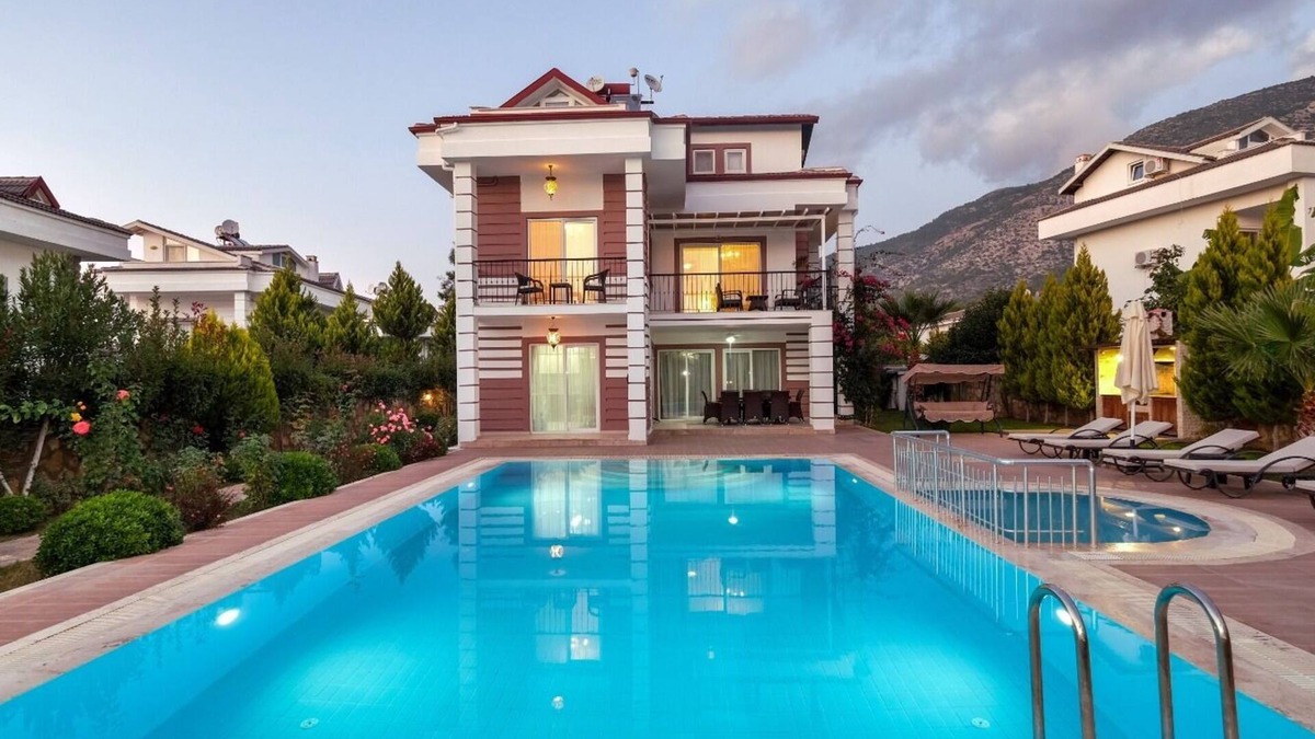 Oludeniz Villa | Four Season 6 Luxury Villa with Private Swimming Pool in Ovacik
