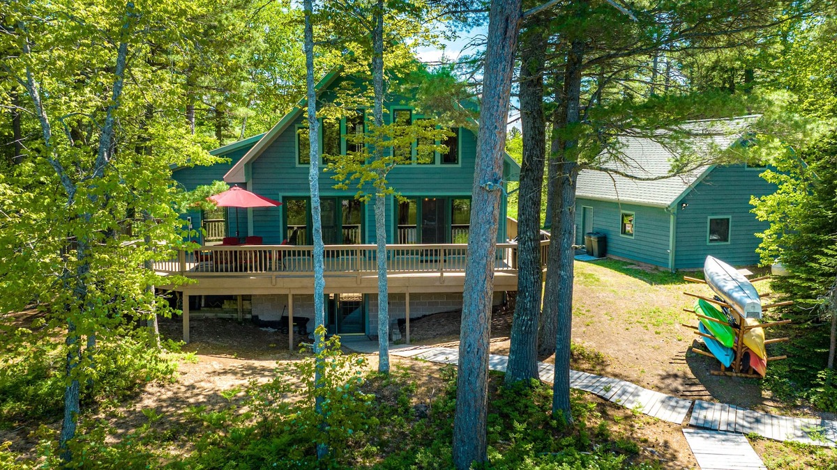 Bete Grise Cottage | Four Season Retreat in Beautiful Bete Grise