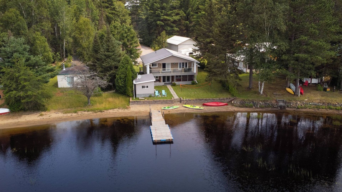 Sudbury District Cottage | Four Season Serene Lake House with Stunning Lake Views, Private Dock and Sauna.