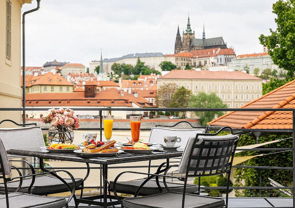 Prague 1 Hotel | Four Seasons Hotel Prague