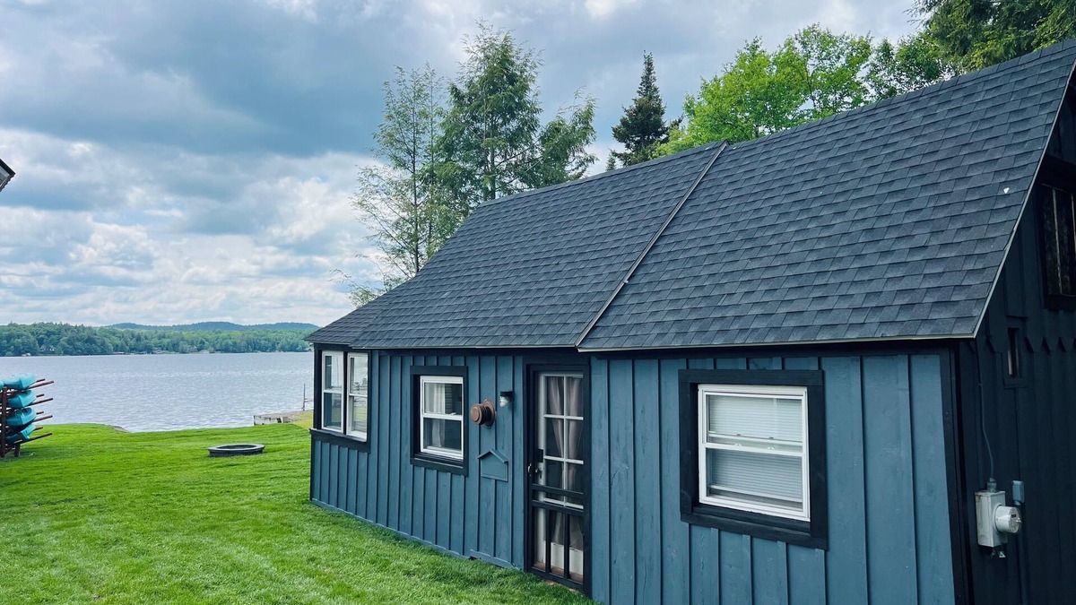 Eagle Bay Cabin | Fourth Lake Getaway Lodges ~ Daybreak Lodge
