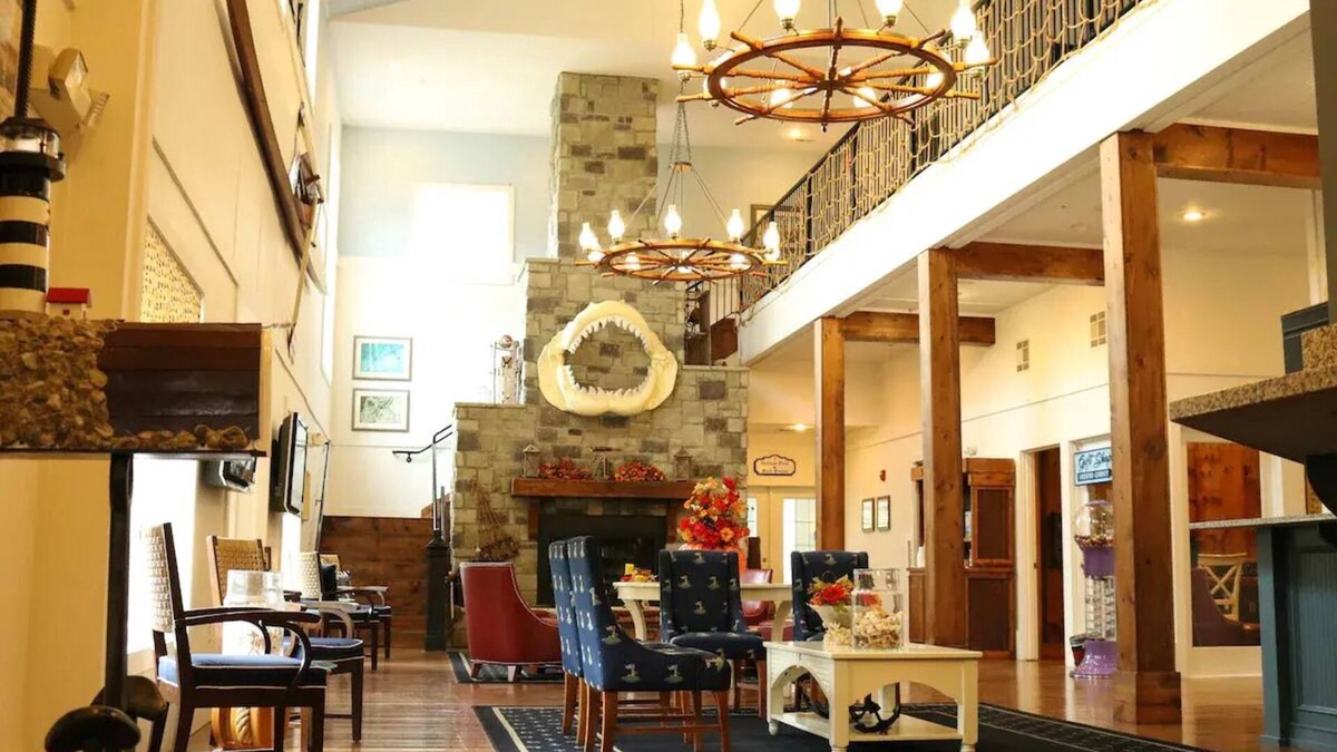 Branson Resort | Fourth of July week at Stormy Point Village Resort Cottage, 3 Bedrooms 2 Bath