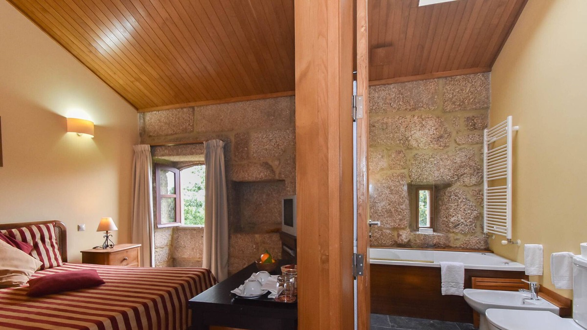 Penafiel Bed & Breakfast | Fourth - Thursday of ABOL DE BAIXO