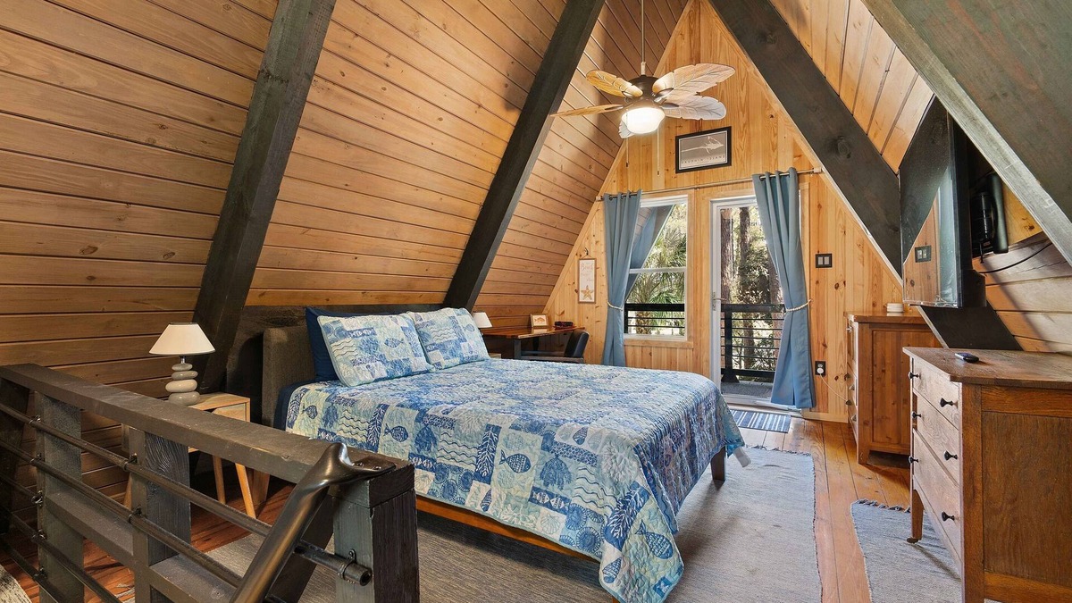 Dauphin Island Cabin | Fox Den~Perfect Escape for Birders