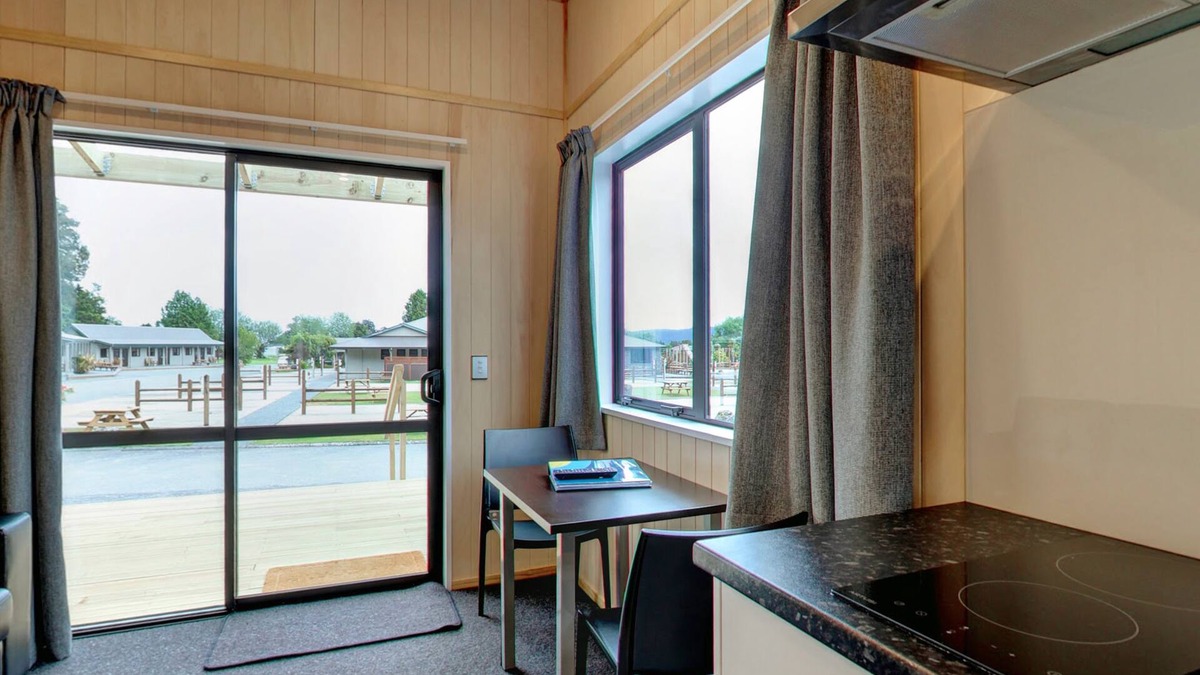 Fox Glacier Hotel | Fox Glacier TOP 10 Holiday Park & Motels
