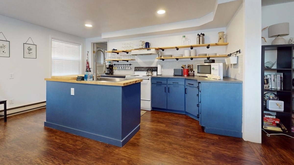 West Yellowstone House | Fox Hollow - Roam Property Managment