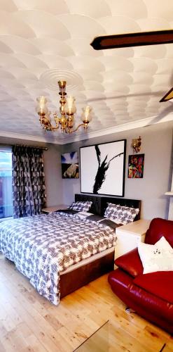 Bettystown House | Fox Lodge
