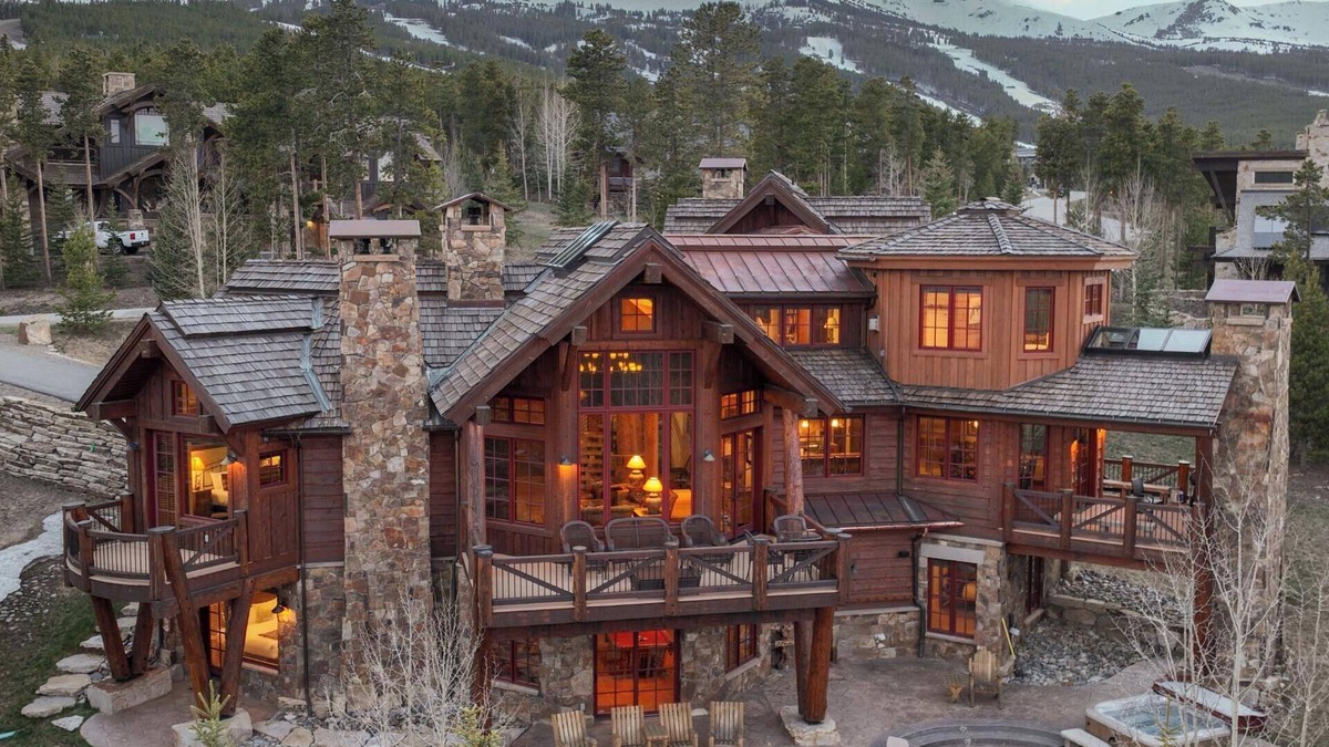 Timber Trail House | Fox Paw Lodge: Private Peak 8 Home w/Elevator, Hot Tub, Pool Table, Fire Pit