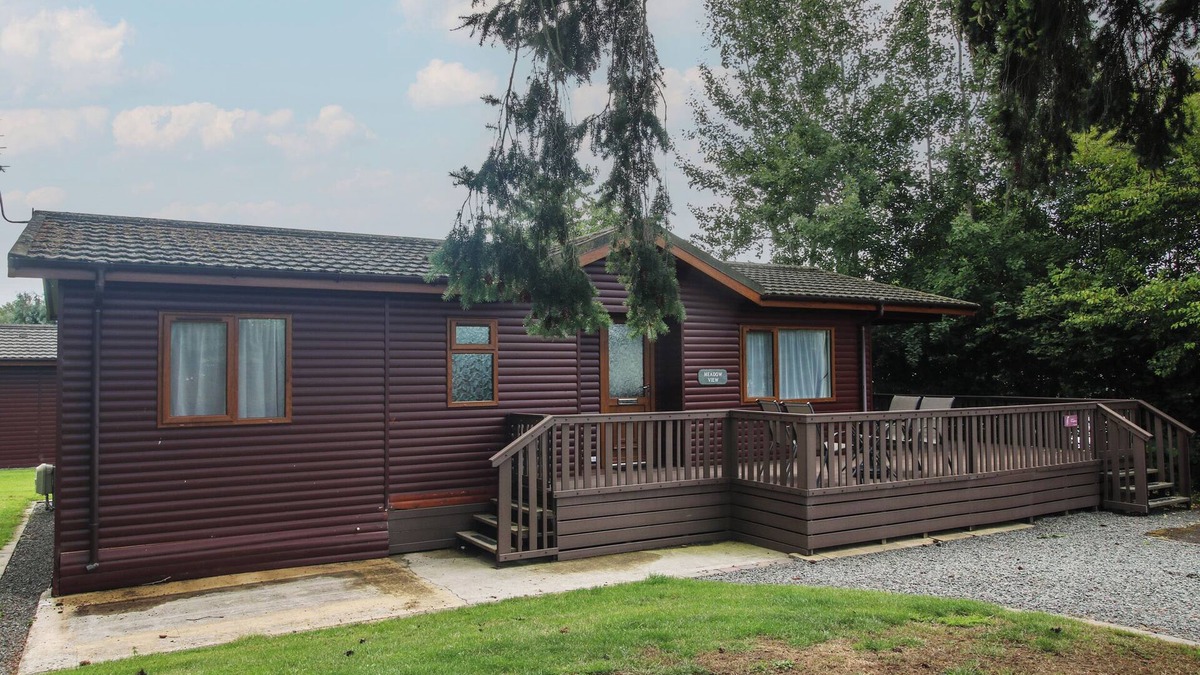 Eardisland Cottage | FOXGLOVE, pet friendly, with a garden in Eardisland