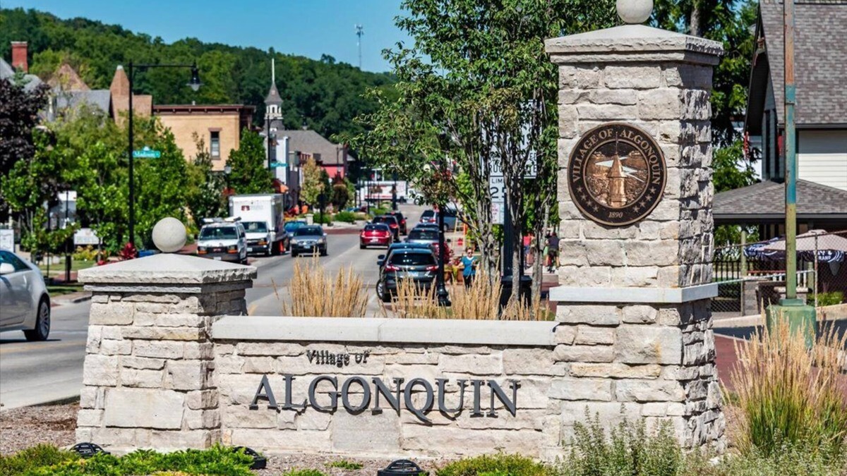 Algonquin House | FoxRiver Escape House with FREE WIFI. Walk to Town!