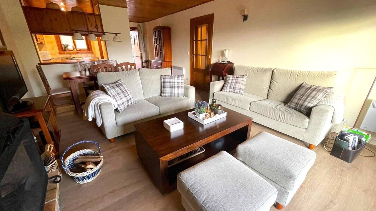 Angoustrine House | ANGOSTRINA IV La Solane
