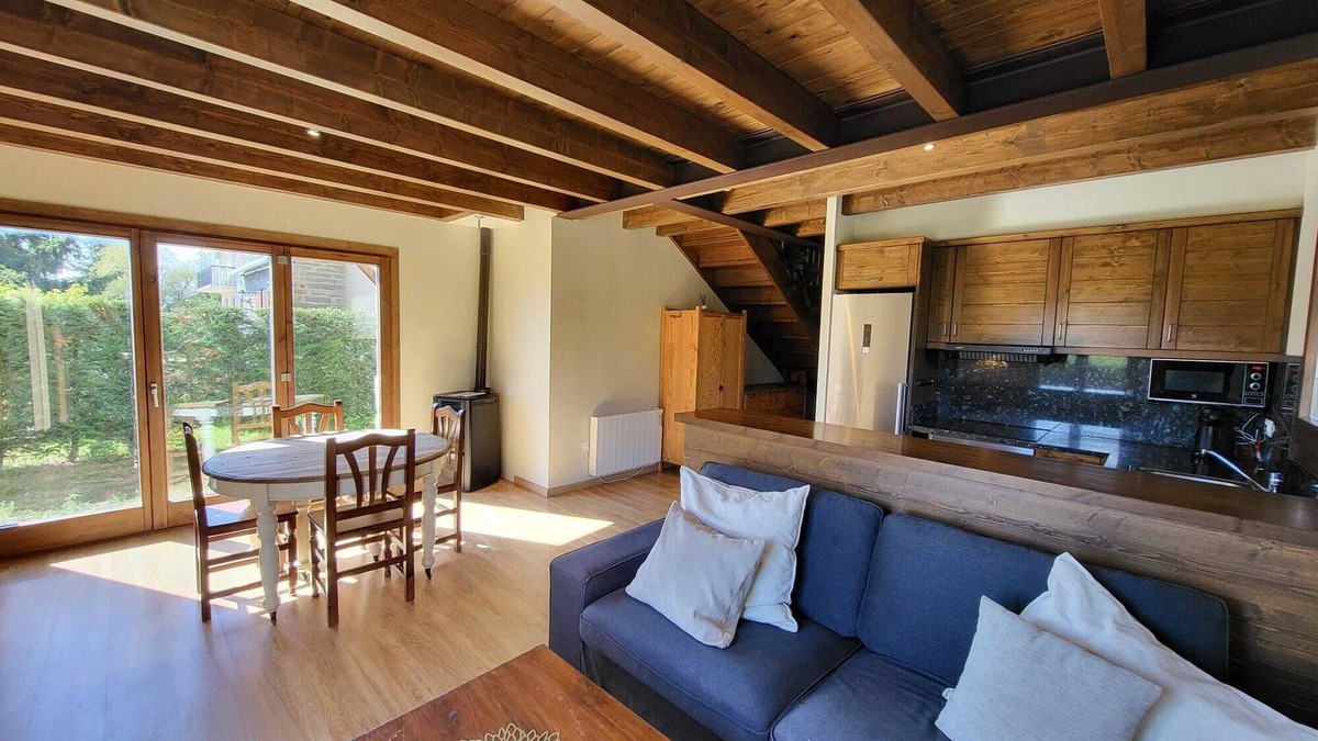 Angoustrine House | Casa con Gran Tranquilidad y Espacio