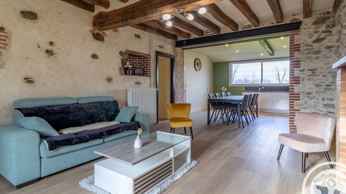 Beaupreau-en-Mauges Cottage | Rural Retreat in Mauges: Cozy Cottage with Terrace, Near Top Tourist Spots & Private Fishing Pond