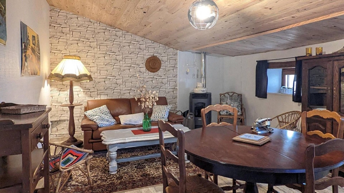 Courtesoult-et-Gatey Cottage | Unique stay in Courtesoult-et-Gatey for a comfortable holiday