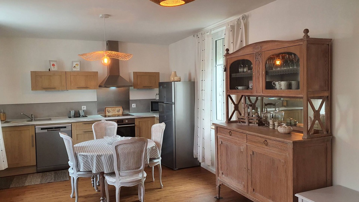 Flavigny-le-Grand-et-Beaurain House | Douce Campagne
