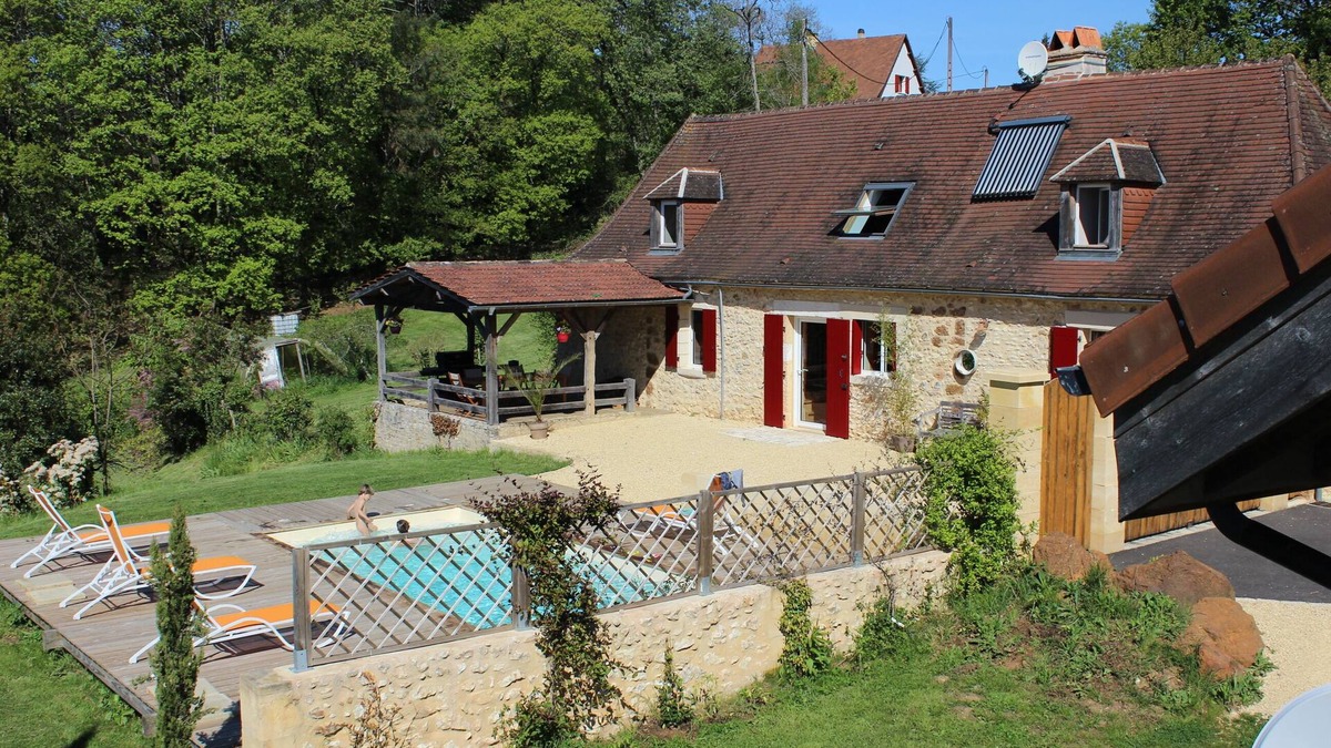 Rouffignac-Saint-Cernin-de-Reilhac Cottage | A beautiful cottage in the Black Perigord quiet with heated pool