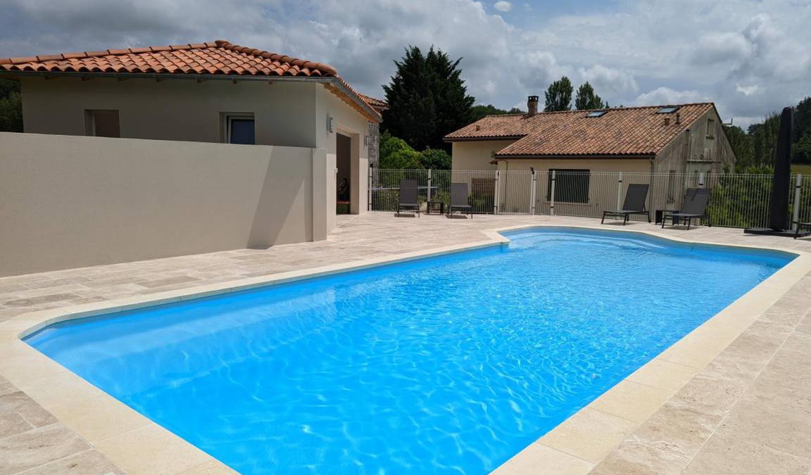 Montmoreau-Saint-Cybard Cottage | 155 m² Cabin ∙ 4 bedrooms ∙ 8 guests