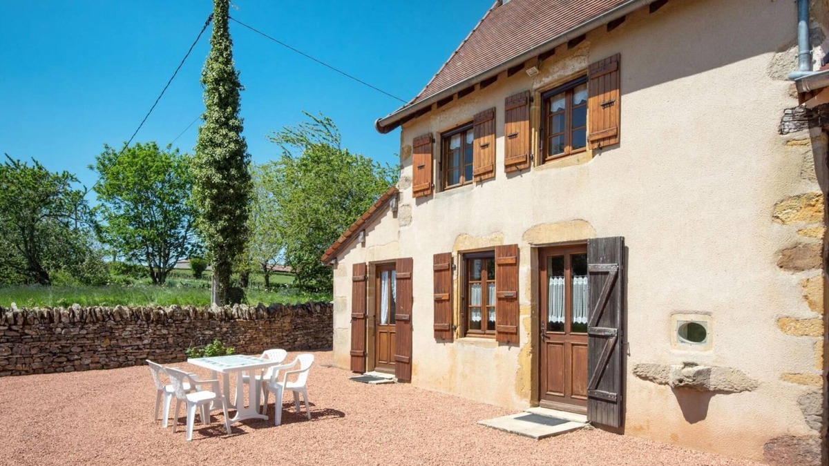 Saint-Christophe-en-Brionnais House | Gîte de Sernier - SAINT-CHRISTOPHE-EN-BRIONNAIS