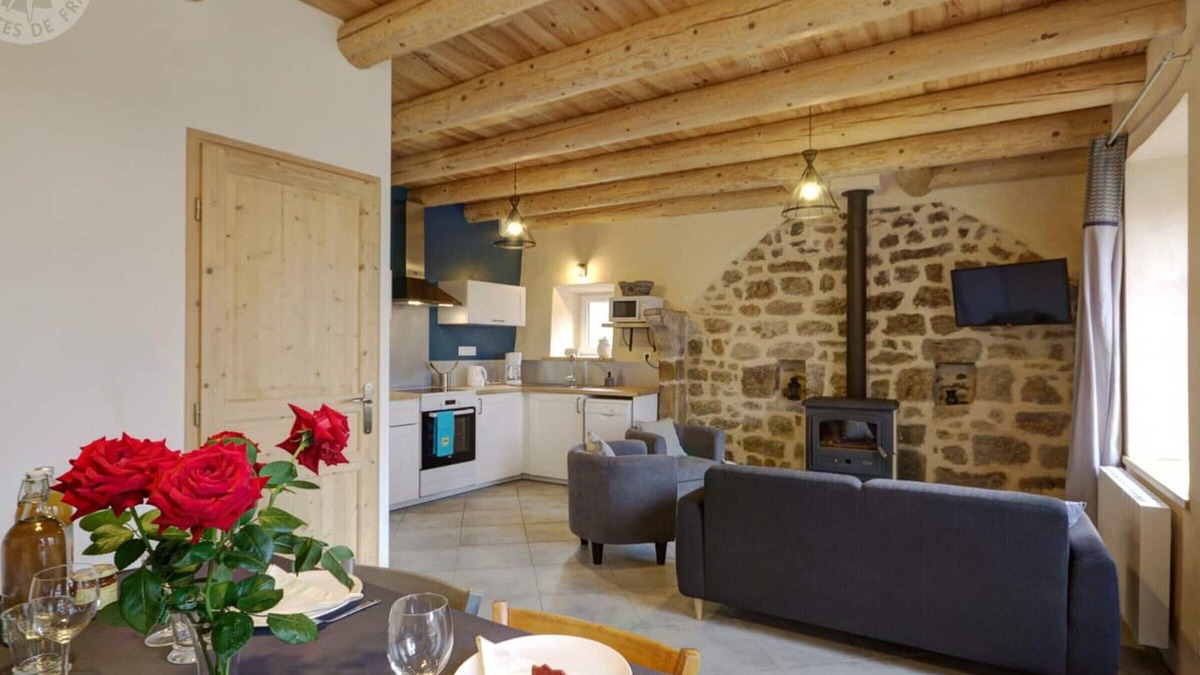 Saint-Hilaire-Cusson-la-Valmitte Cottage | Gite Saint-Hilaire-Cusson-la-Valmitte, 3 bedrooms, 6 persons