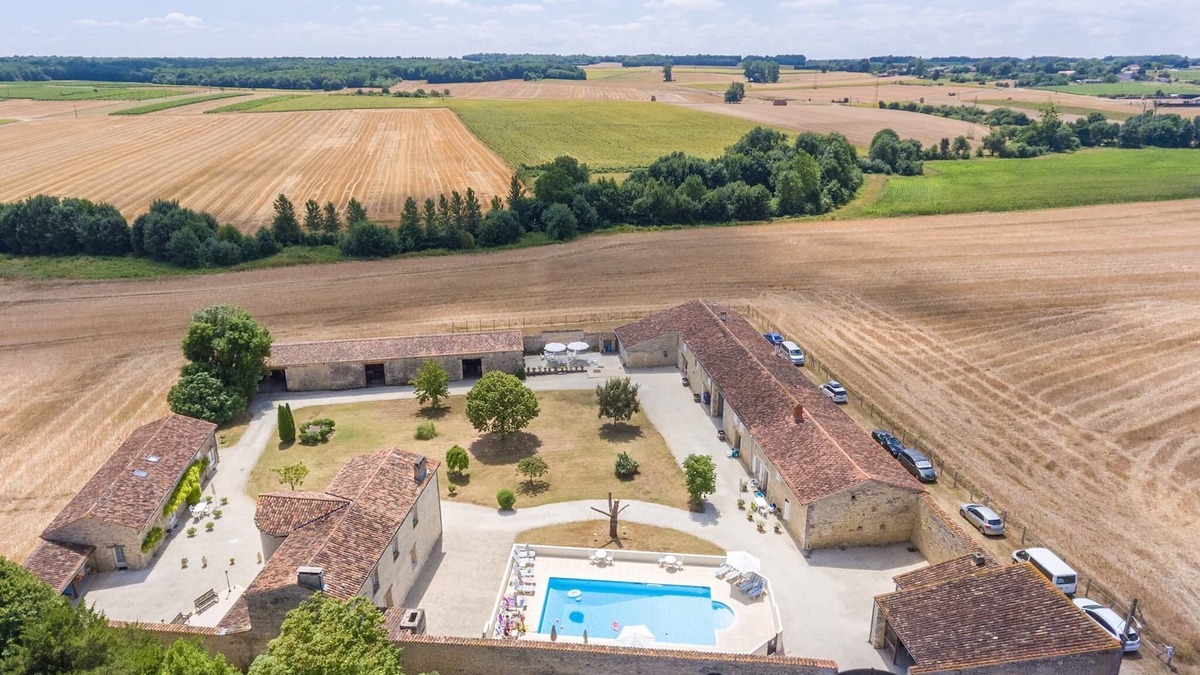 Saint-Hilaire-de-Villefranche Cottage | The Old Monastery - Cezanne