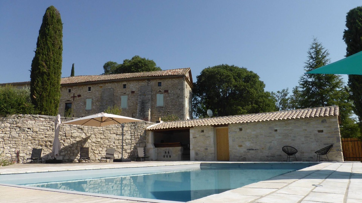 Saint-Jean-de-Maruejols-et-Avejan Cottage | LA VIGNE Mas des Trois Citernes Cottage for 10 people