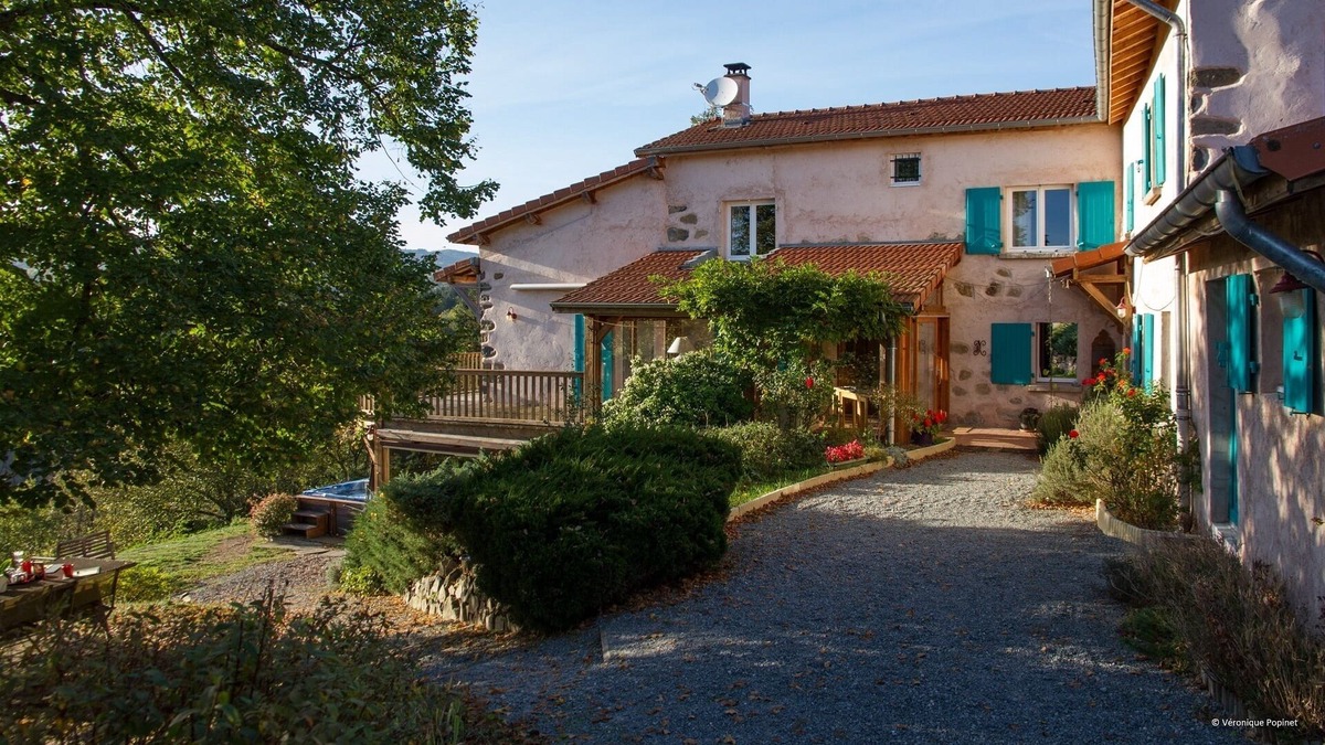 Saint-Jean-Saint-Maurice-sur-Loire House | Cottage in a restored wine farm