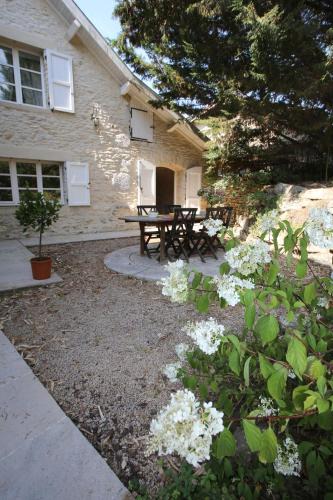 Siccieu-Saint-Julien-et-Carisieu House | Siccieu - Au Clair de la Pierre