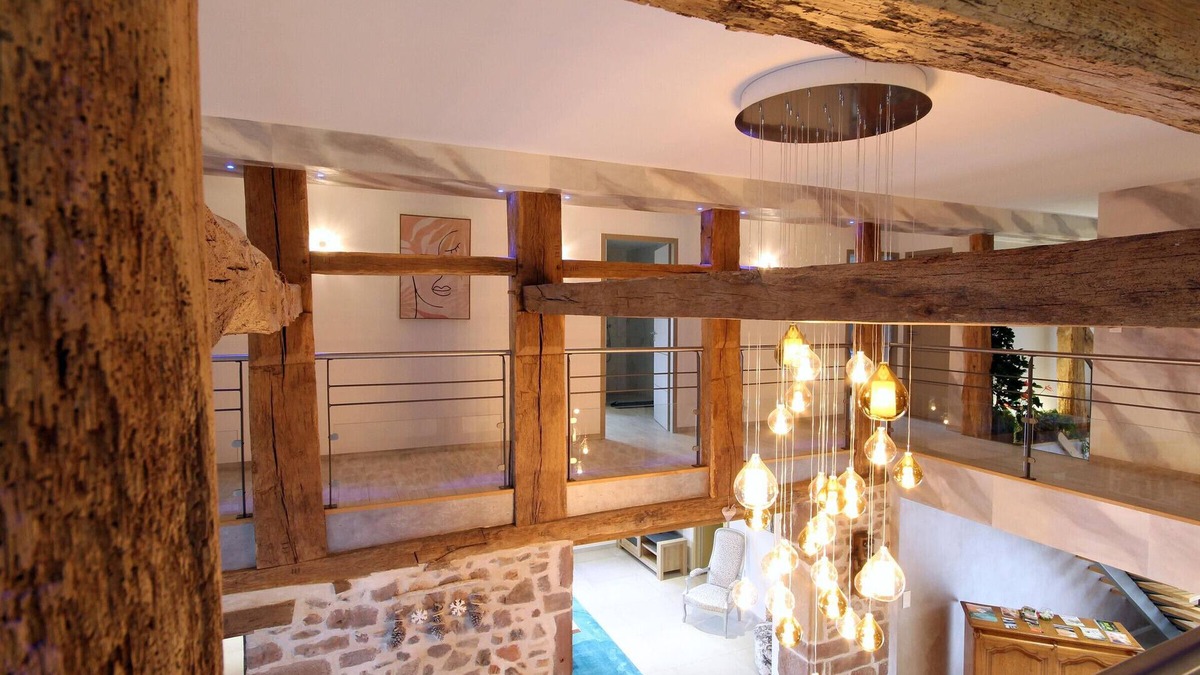 Ternuay-Melay-et-Saint-Hilaire Cottage | Spacious cottage with sauna, 12 guests