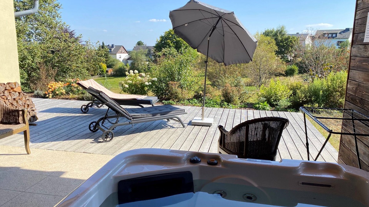 Schwarzenbach am Wald House | Franconian Forest Lodge with private whirlpool and sauna.