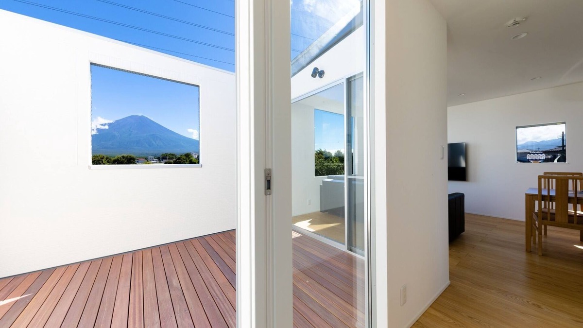 Fujikawaguchiko House | Frame View MtFuji Villawest Newly built Villa/Minamitsuru-gun Yamanashi