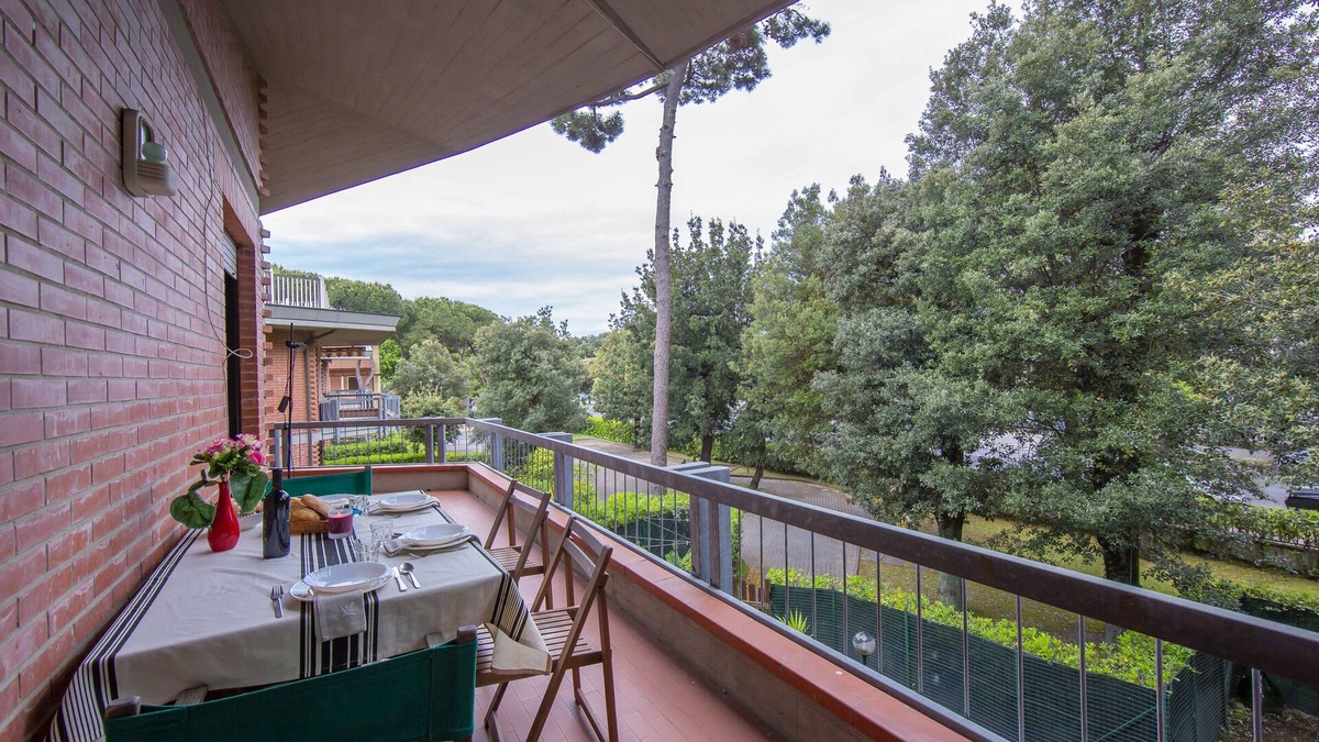 Marina di Massa Apartment | Francesca 2 600m From Sea, Massa, Italy